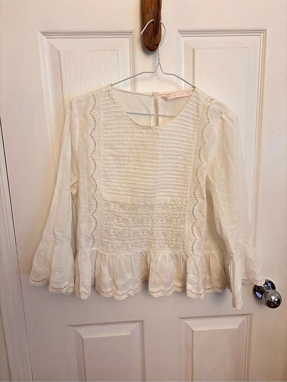 Zara Trafaluc Collection blouse Lace Trim Peplum Blouse in White